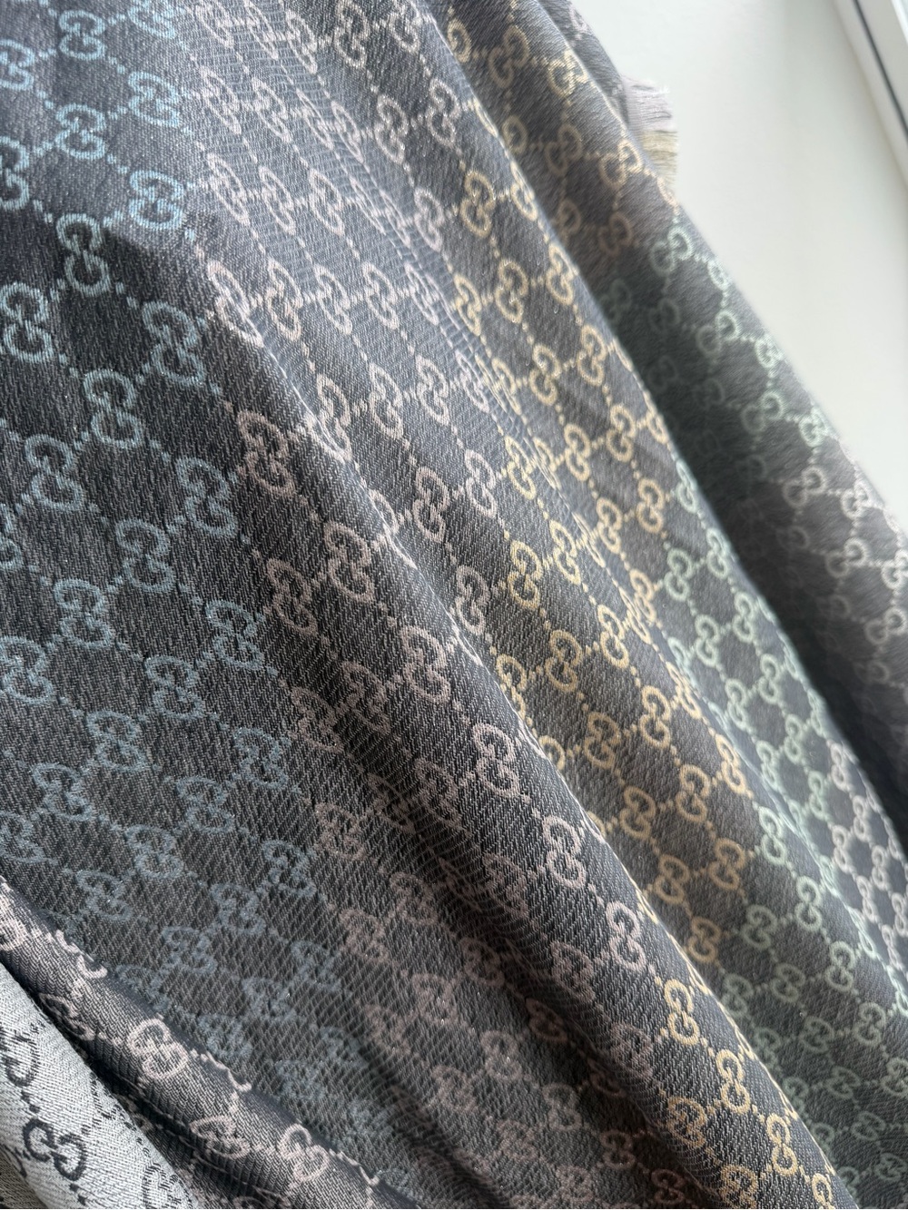 NWOT Gucci wool BIG throw blanket / Scarf - Picture 5 of 5